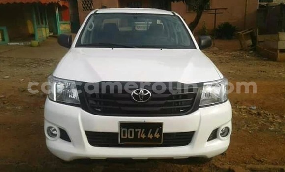 Buy Used Toyota Hilux White Car in Yaounde in Central Cameroon Buy Used Toyota Hilux White Car in Yaounde in Central Cameroon
