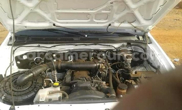 Buy Used Toyota Hilux White Car in Yaounde in Central Cameroon Buy Used Toyota Hilux White Car in Yaounde in Central Cameroon
