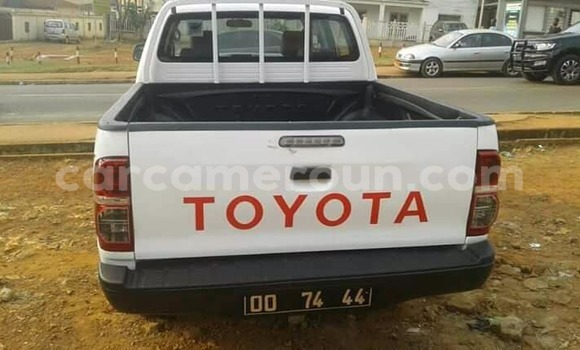 Buy Used Toyota Hilux White Car in Yaounde in Central Cameroon Buy Used Toyota Hilux White Car in Yaounde in Central Cameroon