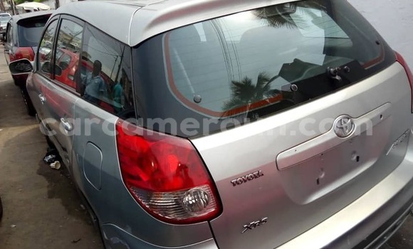 Buy Used Toyota Matrix Silver Car in Douala in Littoral Cameroon Buy Used Toyota Matrix Silver Car in Douala in Littoral Cameroon