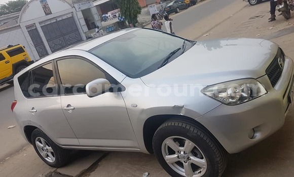 Buy Used Toyota RAV4 Silver Car in Douala in Littoral Cameroon Buy Used Toyota RAV4 Silver Car in Douala in Littoral Cameroon