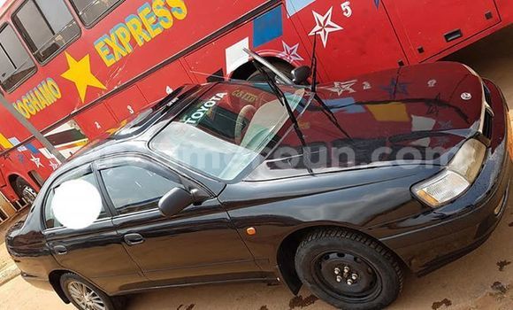 Sayi Na hannu Toyota Carina E Black Mota in Yaounde a Babban Kamaru Sayi Na hannu Toyota Carina E Black Mota in Yaounde a Babban Kamaru