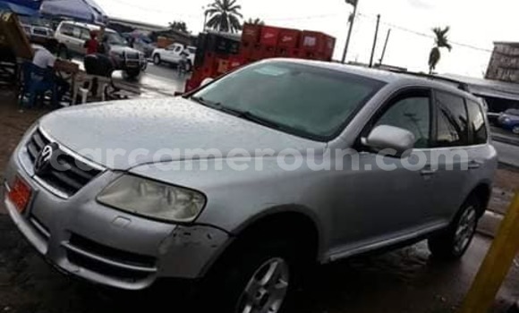 Sayi Na hannu Volkswagen Touareg Azurfa Mota in Yaounde a Babban Kamaru