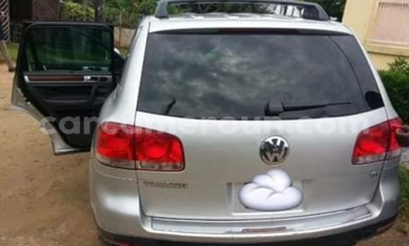 Acheter Occasion Voiture Volkswagen Touareg Gris à Yaoundé, Central Cameroon Acheter Occasion Voiture Volkswagen Touareg Gris à Yaoundé, Central Cameroon