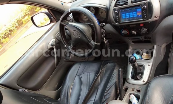 Acheter Occasion Voiture Toyota RAV4 Noir à Yaoundé, Central Cameroon Acheter Occasion Voiture Toyota RAV4 Noir à Yaoundé, Central Cameroon