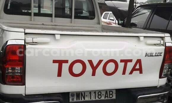 Acheter Occasion Voiture Toyota Hilux Blanc à Douala, Littoral Cameroon Acheter Occasion Voiture Toyota Hilux Blanc à Douala, Littoral Cameroon