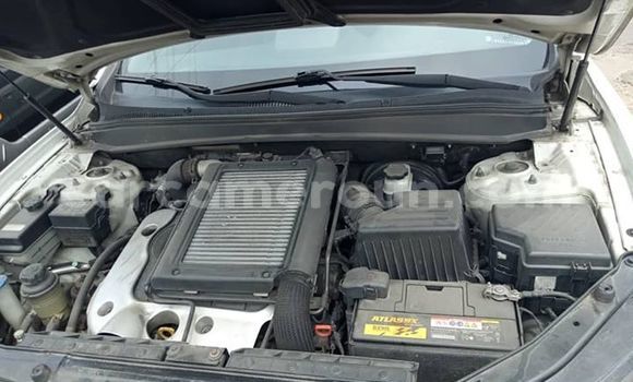 Buy Used Hyundai Santa Fe White Car in Douala in Littoral Cameroon Buy Used Hyundai Santa Fe White Car in Douala in Littoral Cameroon