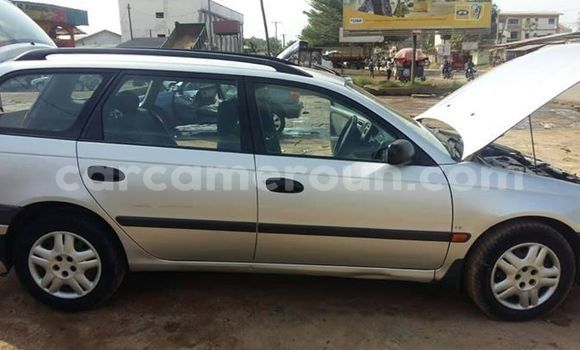 Acheter Occasion Voiture Toyota Avensis Gris à Douala, Littoral Cameroon Acheter Occasion Voiture Toyota Avensis Gris à Douala, Littoral Cameroon