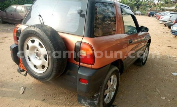 Acheter Occasion Voiture Toyota RAV4 Autre à Douala, Littoral Cameroon Acheter Occasion Voiture Toyota RAV4 Autre à Douala, Littoral Cameroon