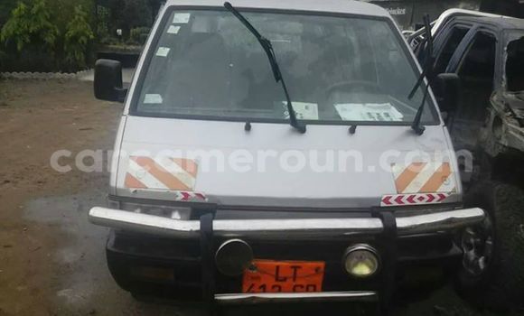 Acheter Occasion Voiture Toyota Hiace Gris à Douala, Littoral Cameroon Acheter Occasion Voiture Toyota Hiace Gris à Douala, Littoral Cameroon