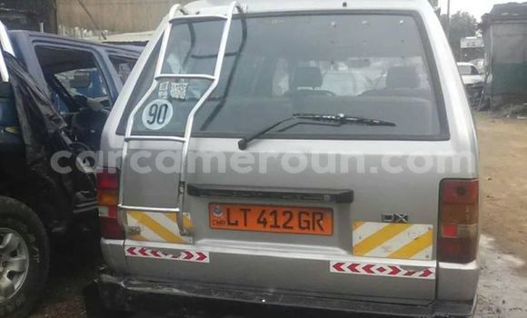 Acheter Occasion Voiture Toyota Hiace Gris à Douala, Littoral Cameroon Acheter Occasion Voiture Toyota Hiace Gris à Douala, Littoral Cameroon