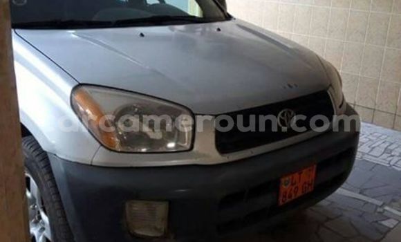Acheter Occasion Voiture Toyota RAV4 Gris à Douala, Littoral Cameroon Acheter Occasion Voiture Toyota RAV4 Gris à Douala, Littoral Cameroon