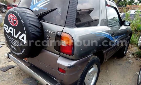 Acheter Occasion Voiture Toyota RAV4 Autre à Yaoundé, Central Cameroon Acheter Occasion Voiture Toyota RAV4 Autre à Yaoundé, Central Cameroon