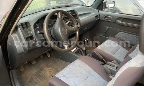 Acheter Occasion Voiture Toyota RAV4 Noir à Yaoundé, Central Cameroon Acheter Occasion Voiture Toyota RAV4 Noir à Yaoundé, Central Cameroon