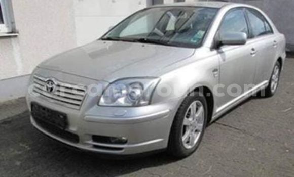 Acheter Occasion Voiture Toyota Avensis Gris à Yaoundé, Central Cameroon Acheter Occasion Voiture Toyota Avensis Gris à Yaoundé, Central Cameroon