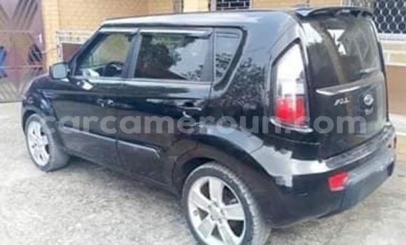 Sayi Na hannu Kia Soul Black Mota in Yaounde a Babban Kamaru