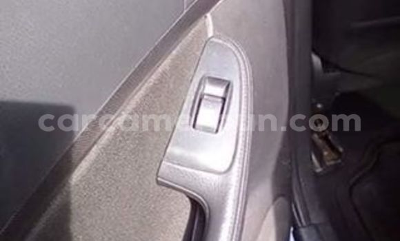 Acheter Occasion Voiture Toyota Avensis Bleu à Yaoundé, Central Cameroon Acheter Occasion Voiture Toyota Avensis Bleu à Yaoundé, Central Cameroon