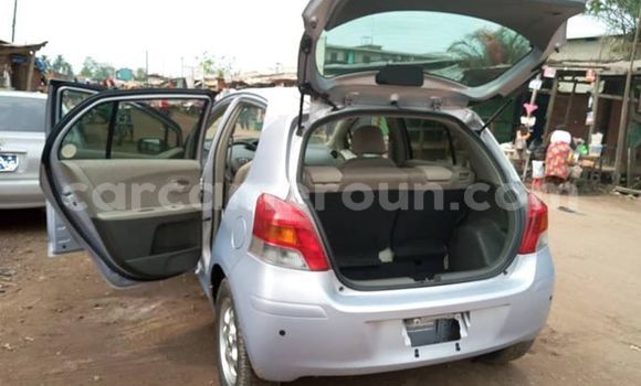 Acheter Occasion Voiture Toyota Vitz Gris à Yaoundé, Central Cameroon Acheter Occasion Voiture Toyota Vitz Gris à Yaoundé, Central Cameroon