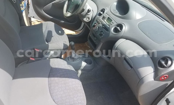 Buy Used Toyota Yaris White Car in Douala in Littoral Cameroon Buy Used Toyota Yaris White Car in Douala in Littoral Cameroon