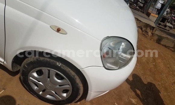 Buy Used Toyota Yaris White Car in Douala in Littoral Cameroon Buy Used Toyota Yaris White Car in Douala in Littoral Cameroon