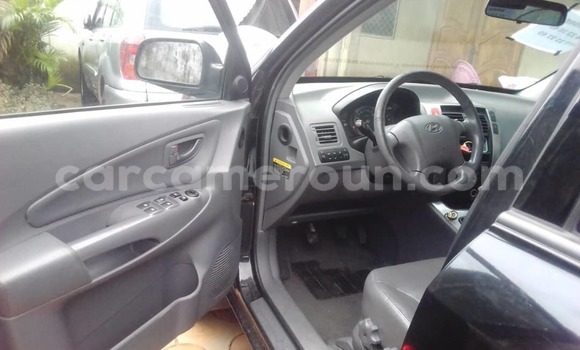 Buy Used Hyundai Tucson Blue Car in Douala in Littoral Cameroon Buy Used Hyundai Tucson Blue Car in Douala in Littoral Cameroon