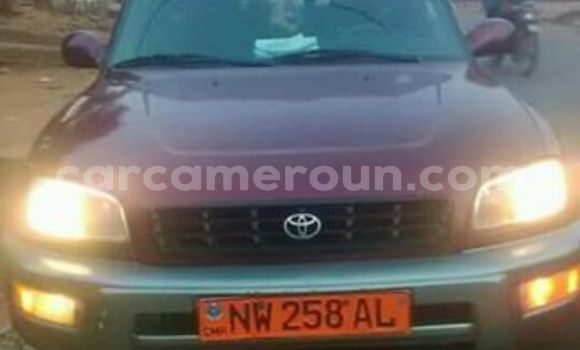 Acheter Occasion Voiture Toyota RAV4 Rouge à Yaoundé, Central Cameroon Acheter Occasion Voiture Toyota RAV4 Rouge à Yaoundé, Central Cameroon