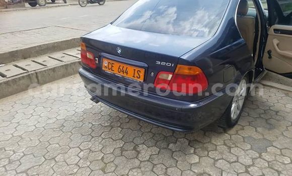 Acheter Occasion Voiture BMW 3–Series Bleu à Douala, Littoral Cameroon Acheter Occasion Voiture BMW 3–Series Bleu à Douala, Littoral Cameroon