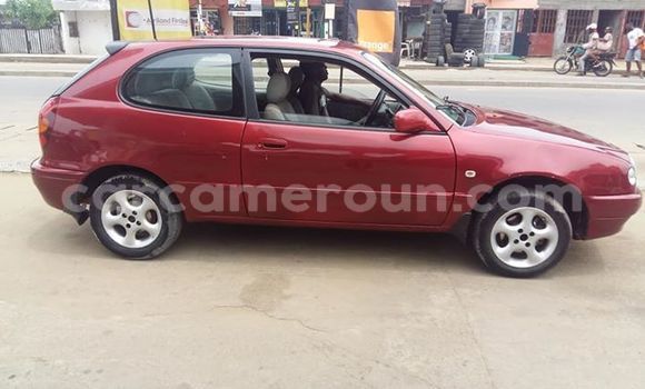 Acheter Occasion Voiture Toyota Corolla Rouge à Yaoundé, Central Cameroon Acheter Occasion Voiture Toyota Corolla Rouge à Yaoundé, Central Cameroon