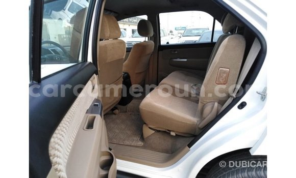 Acheter Import Voiture Toyota Fortuner Blanc à Import - Dubai, Adamawa Acheter Import Voiture Toyota Fortuner Blanc à Import - Dubai, Adamawa
