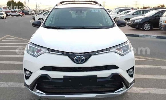 Buy Import Toyota RAV4 White Car in Import - Dubai in Adamawa Buy Import Toyota RAV4 White Car in Import - Dubai in Adamawa