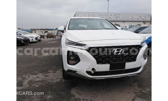 Acheter Import Voiture Hyundai Santa Fe Blanc à Import - Dubai, Adamawa Acheter Import Voiture Hyundai Santa Fe Blanc à Import - Dubai, Adamawa