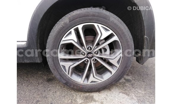 Acheter Import Voiture Hyundai Santa Fe Blanc à Import - Dubai, Adamawa Acheter Import Voiture Hyundai Santa Fe Blanc à Import - Dubai, Adamawa