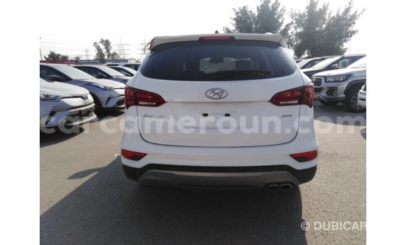 Sayi Imported Hyundai Santa Fe White Mota in Import - Dubai a Adamawa Sayi Imported Hyundai Santa Fe White Mota in Import - Dubai a Adamawa