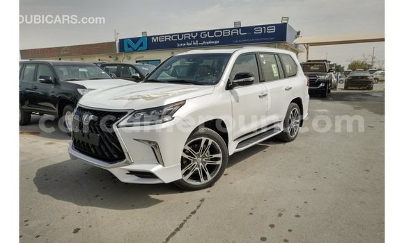 Sayi Imported Lexus LX White Mota in Import - Dubai a Adamawa Sayi Imported Lexus LX White Mota in Import - Dubai a Adamawa
