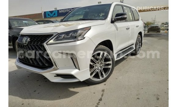 Sayi Imported Lexus LX White Mota in Import - Dubai a Adamawa