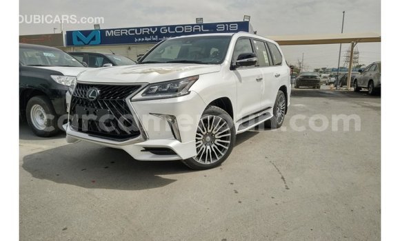 Sayi Imported Lexus LX White Mota in Import - Dubai a Adamawa