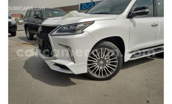 Sayi Imported Lexus LX White Mota in Import - Dubai a Adamawa Sayi Imported Lexus LX White Mota in Import - Dubai a Adamawa