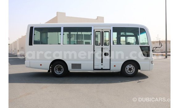 Buy Import Nissan Evalia White Truck in Import - Dubai in Adamawa Buy Import Nissan Evalia White Truck in Import - Dubai in Adamawa