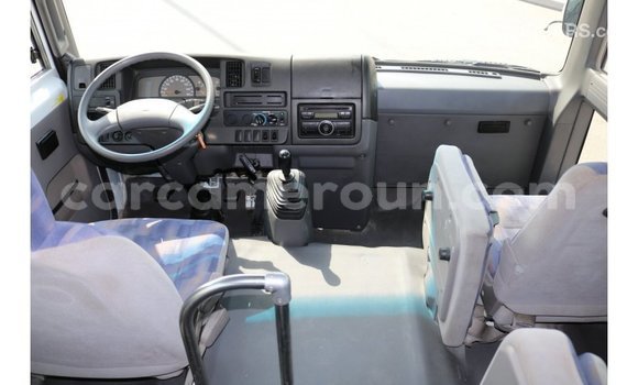 Buy Import Nissan Evalia White Truck in Import - Dubai in Adamawa Buy Import Nissan Evalia White Truck in Import - Dubai in Adamawa