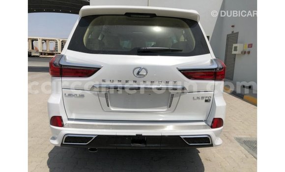 Acheter Import Voiture Lexus LX Blanc à Import - Dubai, Adamawa Acheter Import Voiture Lexus LX Blanc à Import - Dubai, Adamawa
