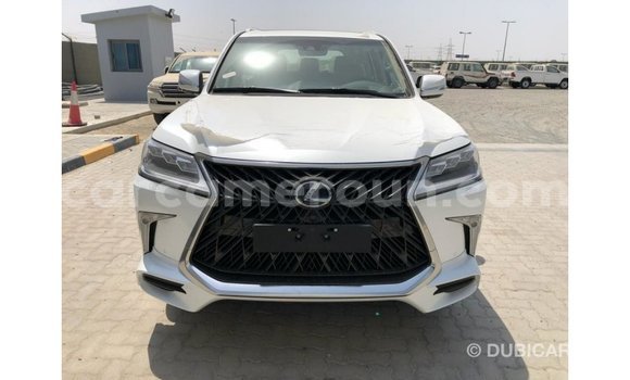 Acheter Import Voiture Lexus LX Blanc à Import - Dubai, Adamawa Acheter Import Voiture Lexus LX Blanc à Import - Dubai, Adamawa
