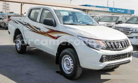 Acheter Import Voiture Mitsubishi L200 Blanc à Import - Dubai, Adamawa Acheter Import Voiture Mitsubishi L200 Blanc à Import - Dubai, Adamawa
