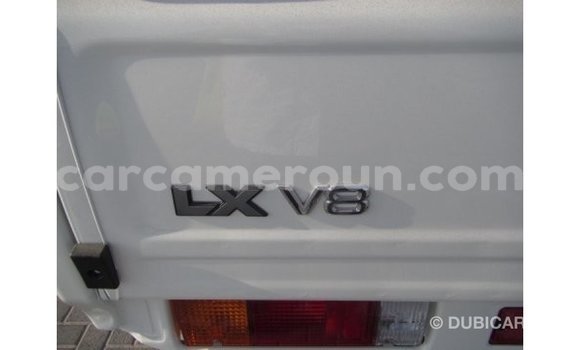 Sayi Imported Toyota Land Cruiser White Mota in Import - Dubai a Adamawa Sayi Imported Toyota Land Cruiser White Mota in Import - Dubai a Adamawa