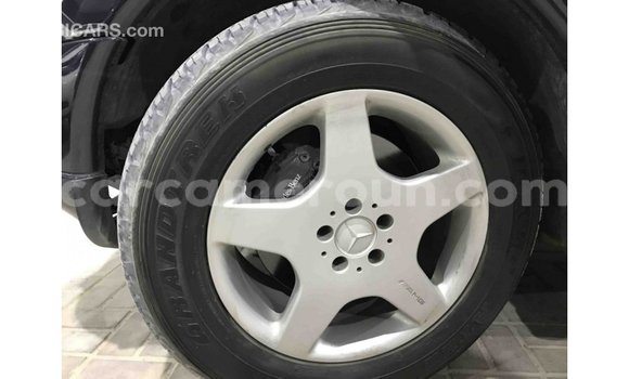 Acheter Import Voiture Mercedes‒Benz 190 (W201) Bleu à Import - Dubai, Adamawa Acheter Import Voiture Mercedes‒Benz 190 (W201) Bleu à Import - Dubai, Adamawa