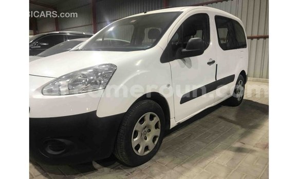 Acheter Import Voiture Peugeot Partner Blanc à Import - Dubai, Adamawa Acheter Import Voiture Peugeot Partner Blanc à Import - Dubai, Adamawa