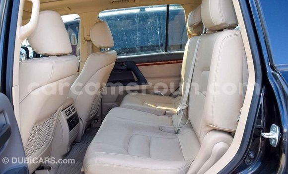 Acheter Import Voiture Toyota Land Cruiser Noir à Import - Dubai, Adamawa Acheter Import Voiture Toyota Land Cruiser Noir à Import - Dubai, Adamawa