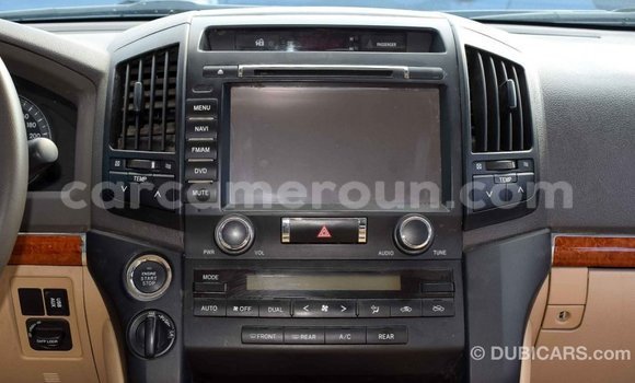 Acheter Import Voiture Toyota Land Cruiser Noir à Import - Dubai, Adamawa Acheter Import Voiture Toyota Land Cruiser Noir à Import - Dubai, Adamawa