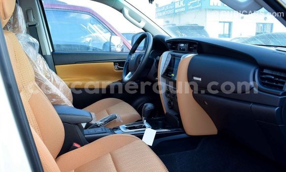 Buy Import Toyota Fortuner White Car in Import - Dubai in Adamawa Buy Import Toyota Fortuner White Car in Import - Dubai in Adamawa