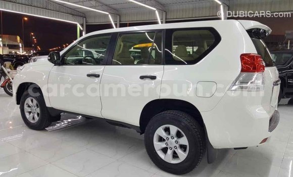 Sayi Imported Toyota Prado White Mota in Import - Dubai a Adamawa Sayi Imported Toyota Prado White Mota in Import - Dubai a Adamawa