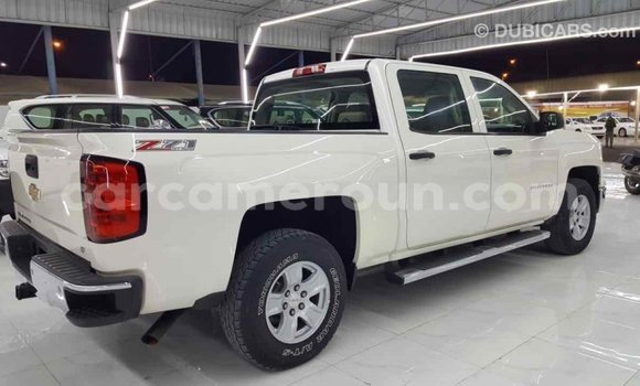 Sayi Imported Chevrolet Silverado White Mota in Import - Dubai a Adamawa Sayi Imported Chevrolet Silverado White Mota in Import - Dubai a Adamawa